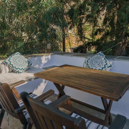 Nereids Guesthouse Hydra  Esterno foto