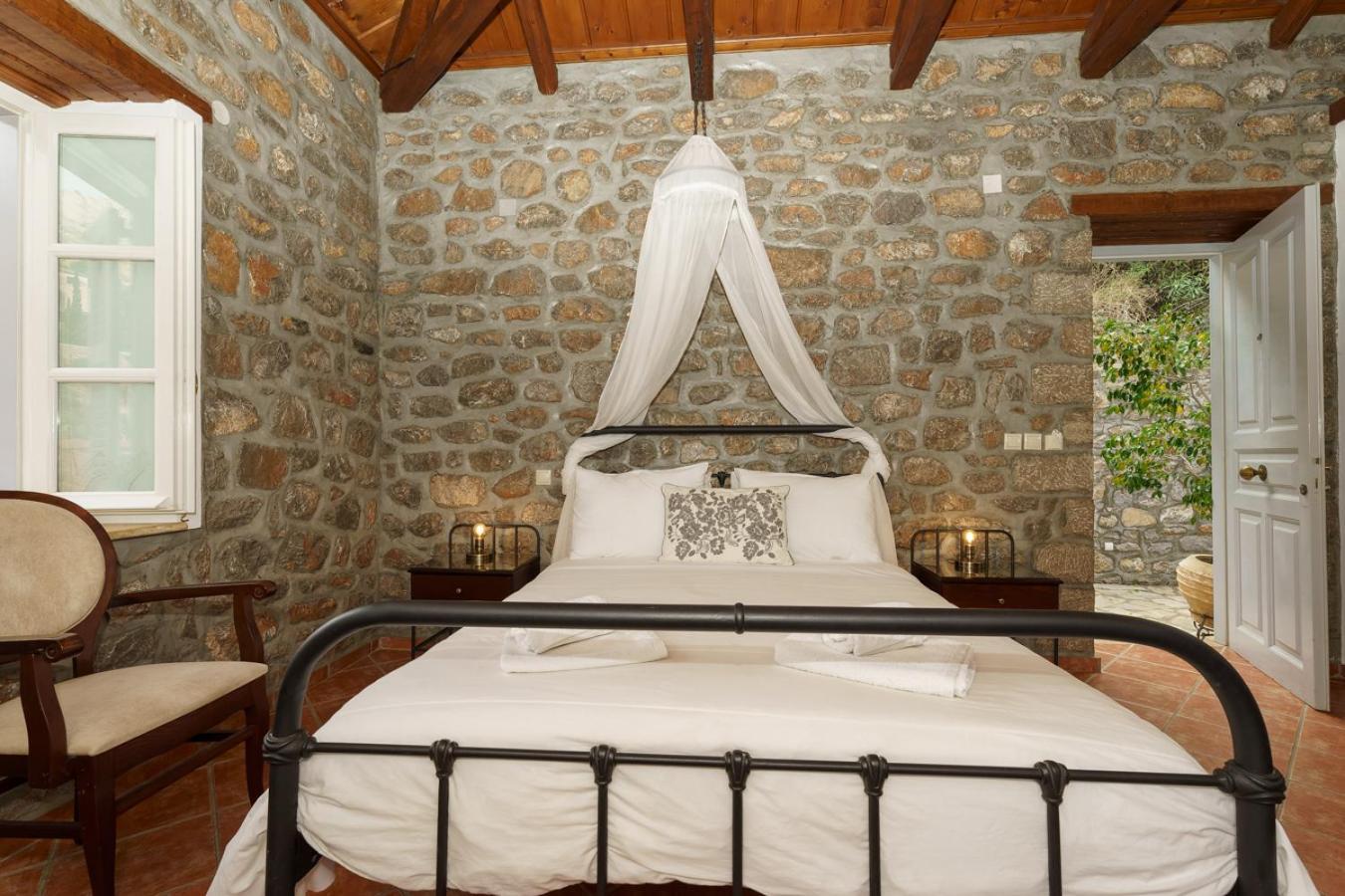Nereids Guesthouse Hydra  Esterno foto