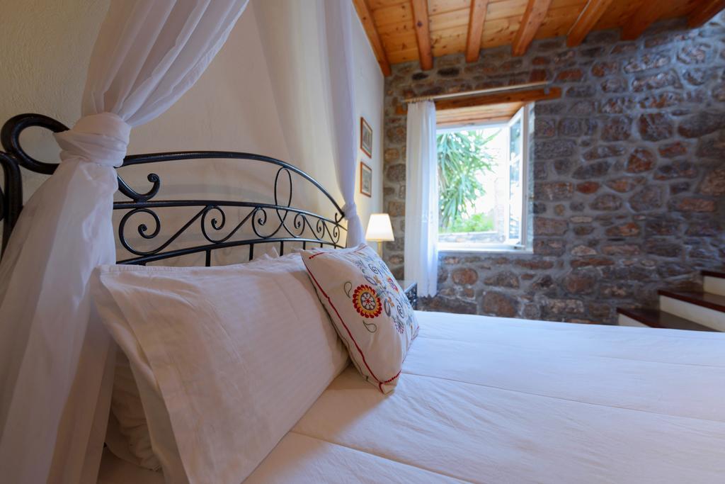 Nereids Guesthouse Hydra  Esterno foto
