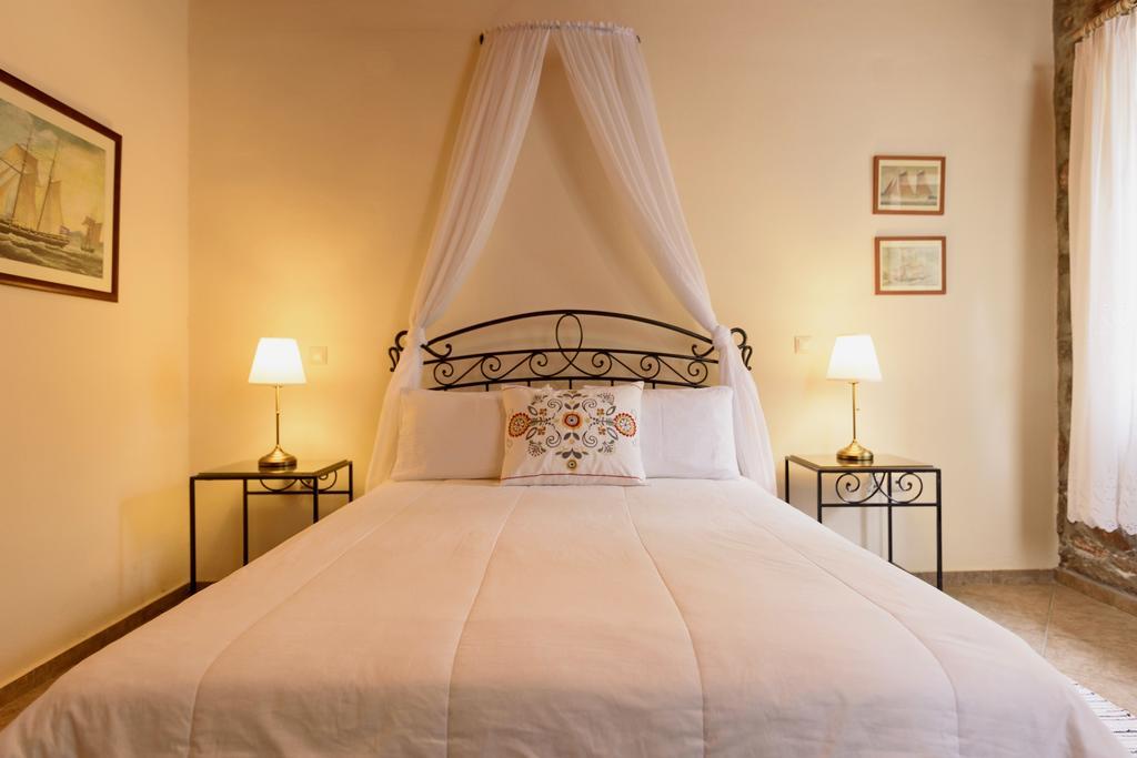 Nereids Guesthouse Hydra  Esterno foto