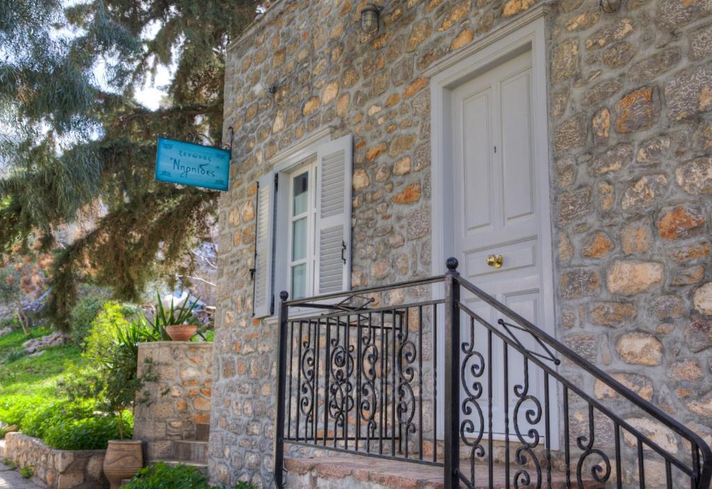 Nereids Guesthouse Hydra  Esterno foto